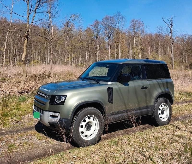 Gebraucht Land Rover Defender 200 PS (147 kW) 2022 Grün SUV