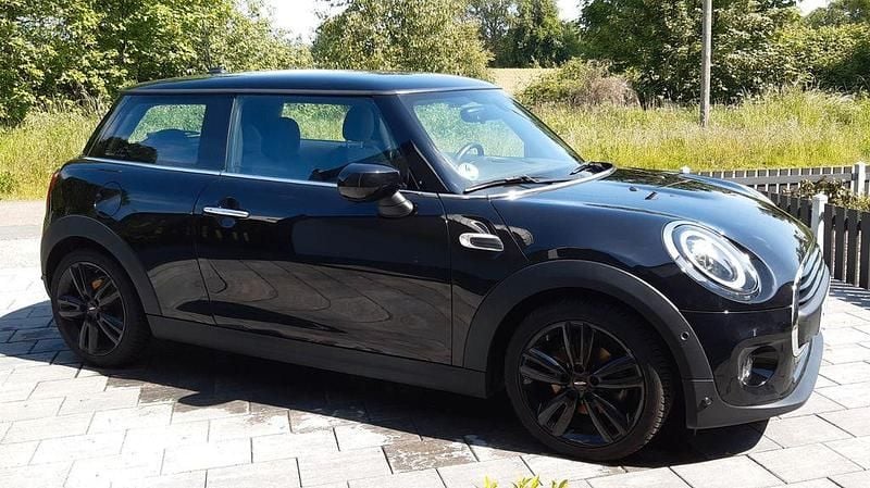 Schwarz Gebraucht 2020 Mini ONE Kleinwagen | 16.800 € (Fairer Preis) - Bild 1/4