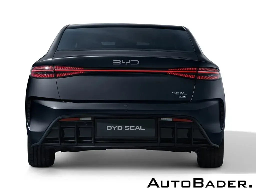 Neu BYD Seal Design 230 kW (313 PS) 2026 Schwarz Limousine