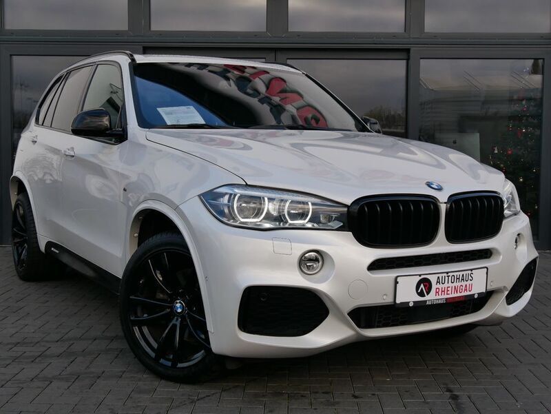 Weiss (metallic) Gebraucht 2017 BMW X5 M Sport SUV | 27.900 € (Superpreis) - Bild 1/4