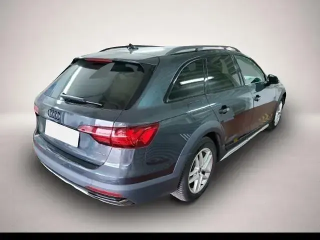 Gebraucht Audi A4 Allroad Ambiente 204 PS (150 kW) 2023 Manufacturer Kombi