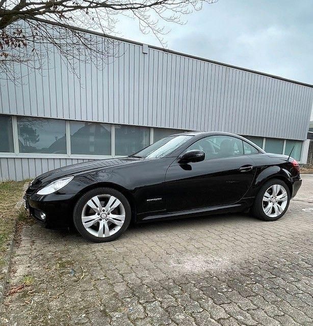 Gebraucht Mercedes SLK200 184 PS (135 kW) 2009 Schwarz Cabrio