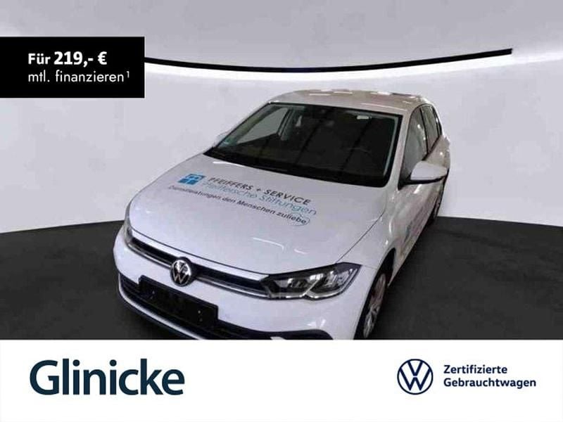 Weiß Gebraucht 2023 VW Polo Life Limousine | 15.833 € (Superpreis) - Bild 1/2