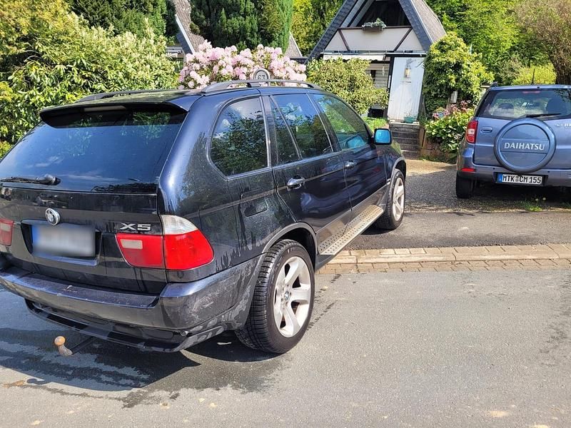Second-hand BMW X5 218 CP (160 kW) 2005 Negru SUV