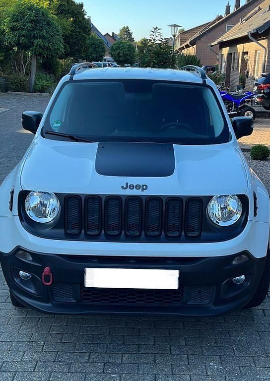 Gebraucht Jeep Renegade Longitude 110 PS (80 kW) 2017 Weiß SUV