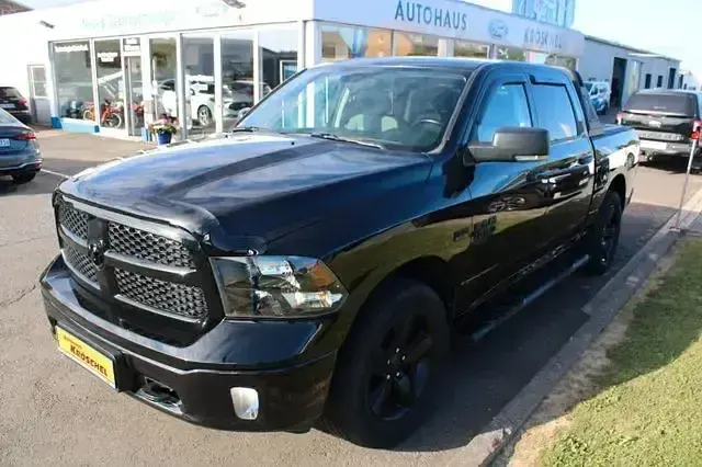 Gebraucht Dodge Ram 401 PS (294 kW) 2021 Schwarz Pickup