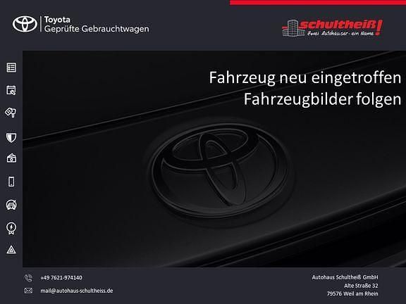 Gebraucht Toyota Yaris Plus Cool 69 PS (50 kW) 2017 Weiß Kleinwagen
