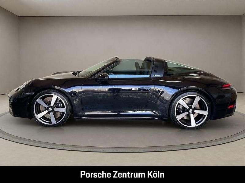 Neu Porsche 911 Targa 4S 480 PS (353 kW) 2026 Schwarz Cabrio