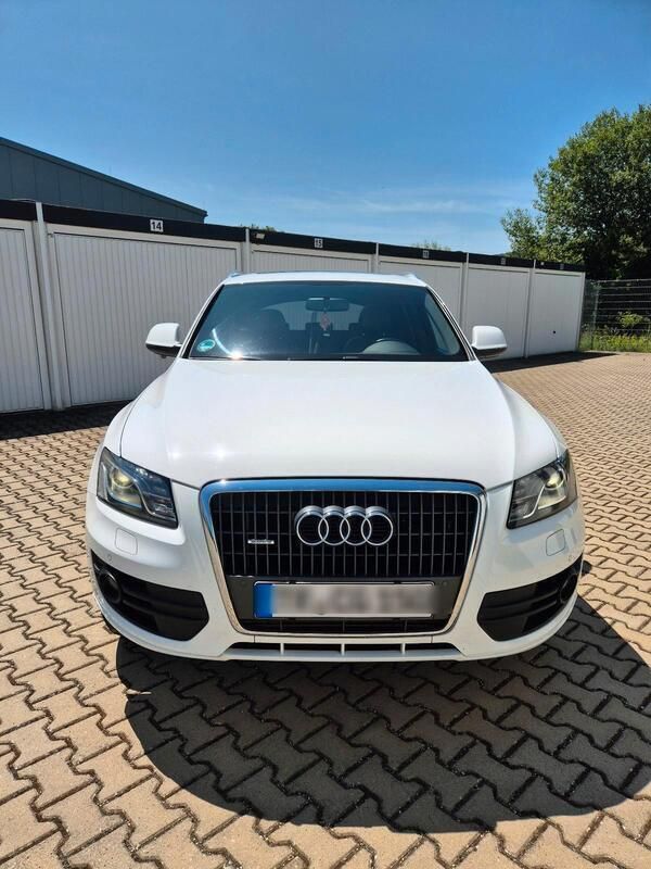 Weiß Gebraucht 2012 Audi Q5 SUV | 13.888 € (Fairer Preis) - Bild 1/4