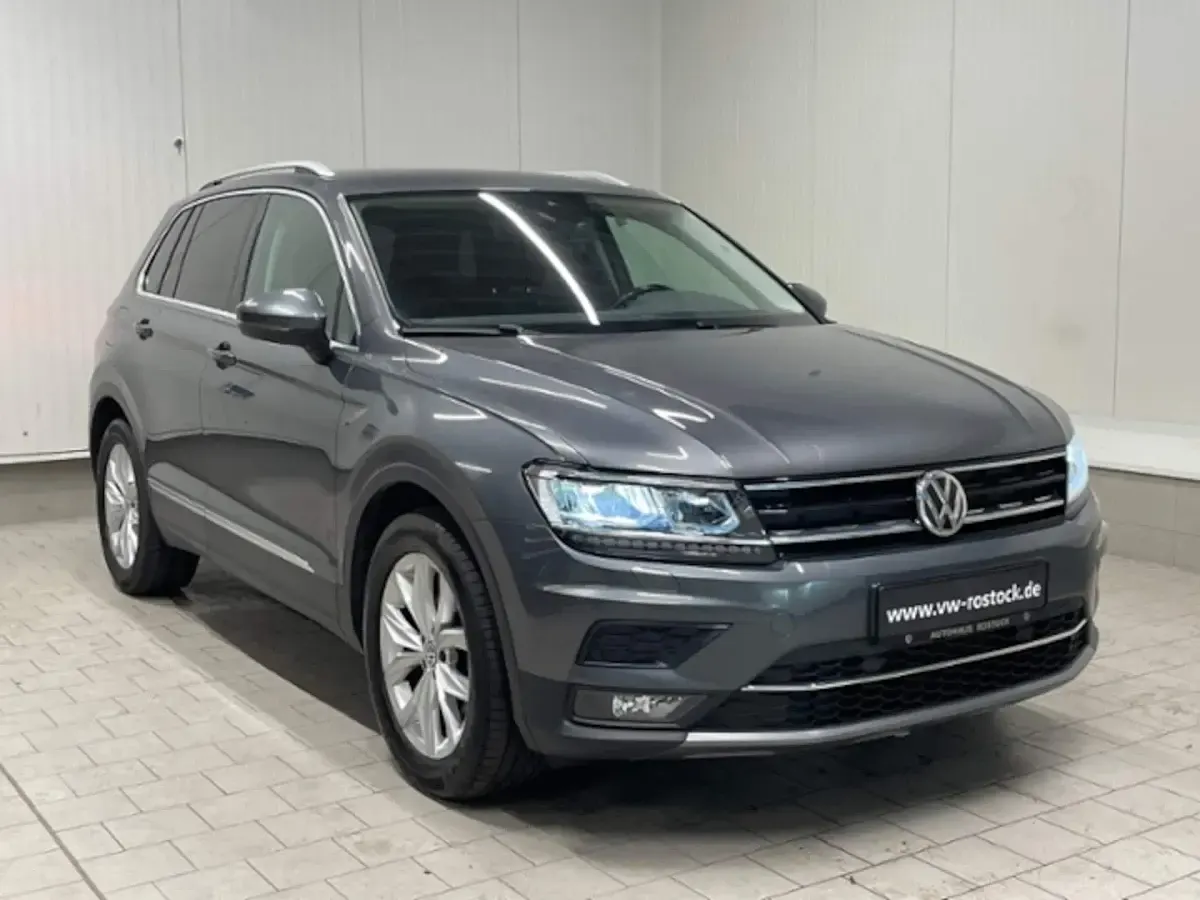 Gebraucht VW Tiguan Highline 150 PS (110 kW) 2018 Grau SUV