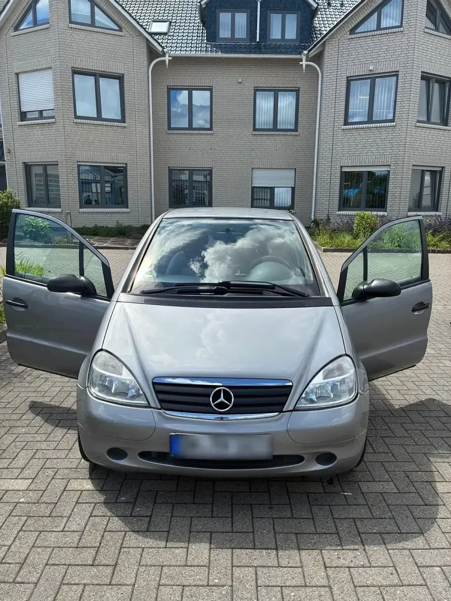 Gebraucht Mercedes A160 90 PS (66 kW) 2000 Grau Kleinwagen