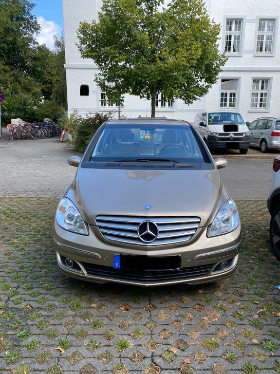 Beige Gebraucht 2005 Mercedes B200 Van / Kleinbus | 4.999 € (Fairer Preis) - Bild 1/4
