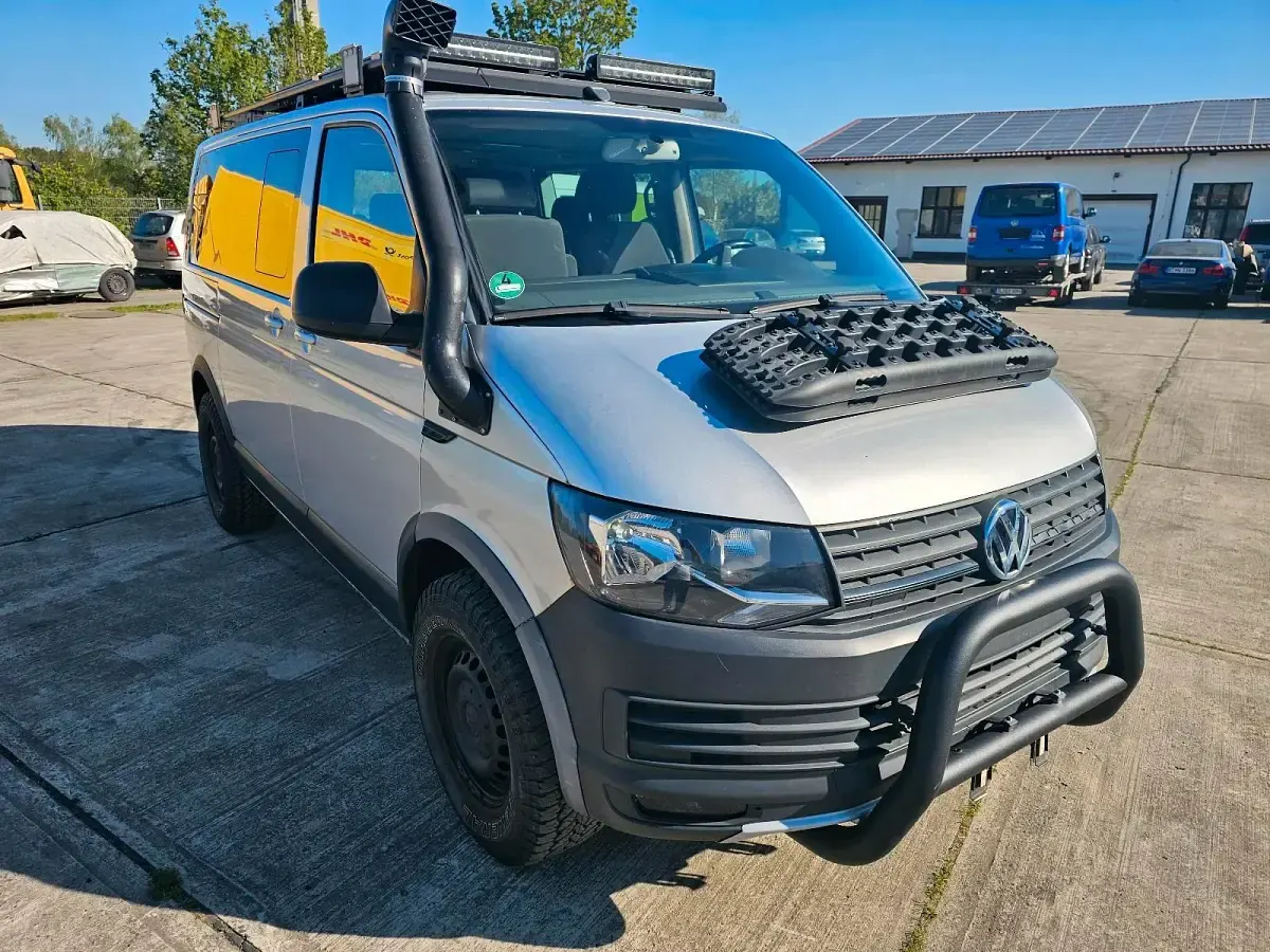 Gebraucht VW T5 174 PS (127 kW) 2006 Grau Van