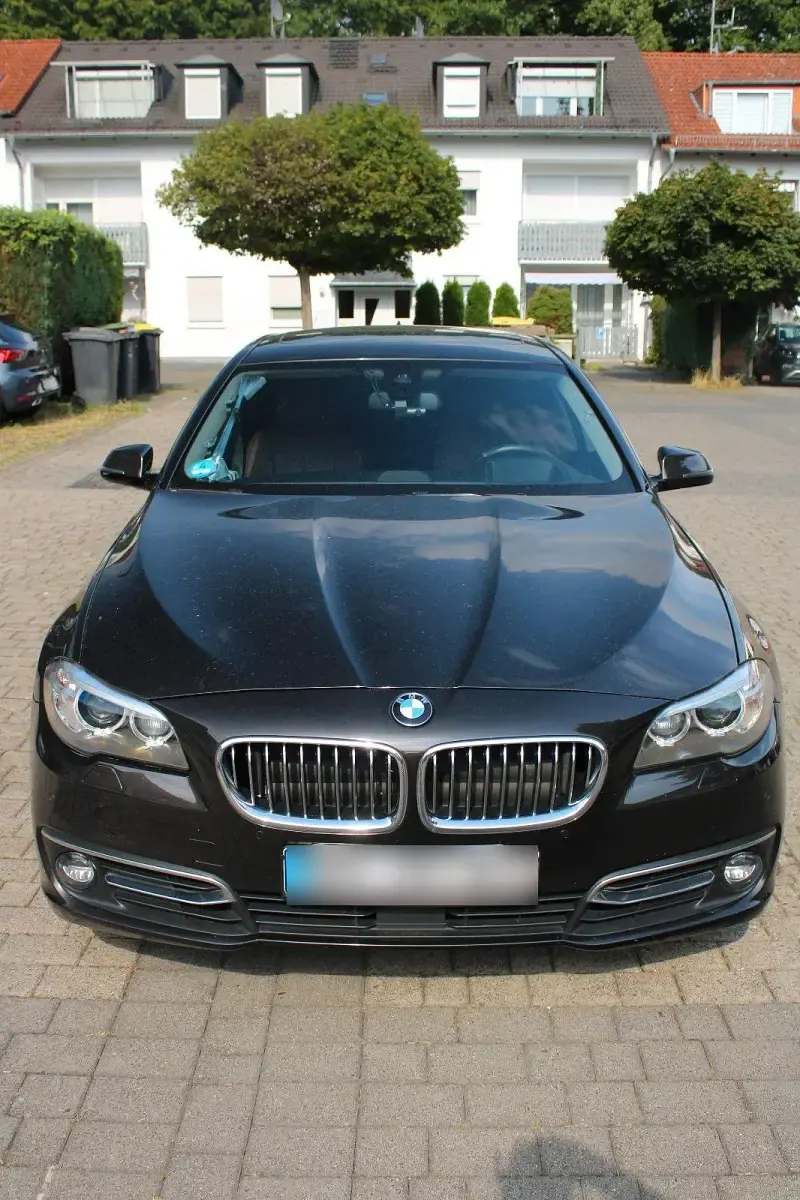 Gebraucht BMW 530 Luxury Line 258 PS (189 kW) 2014 Braun Limousine