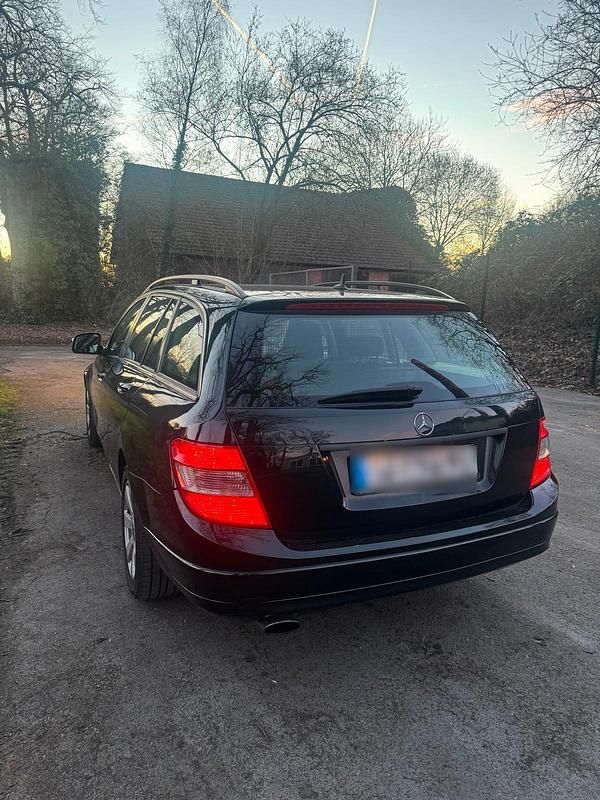 Gebraucht Mercedes C220 170 PS (125 kW) 2008 Schwarz Kombi