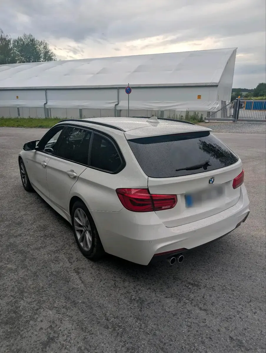 Gebraucht BMW 320 M Sport 190 PS (139 kW) 2015 Weiß Kombi