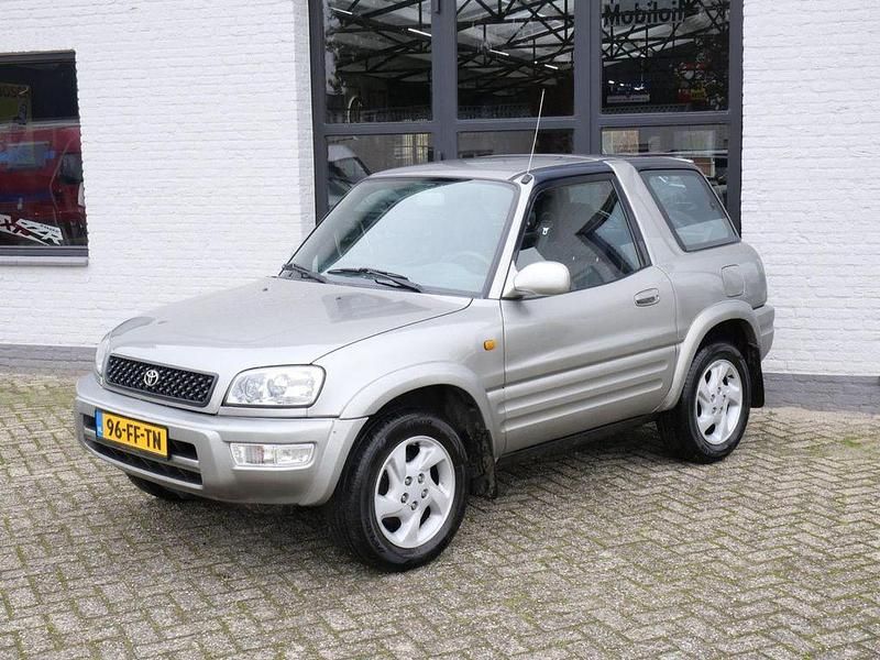 Grau Gebraucht 2000 Toyota RAV4 SUV | 3.950 € (Fairer Preis) - Bild 1/4