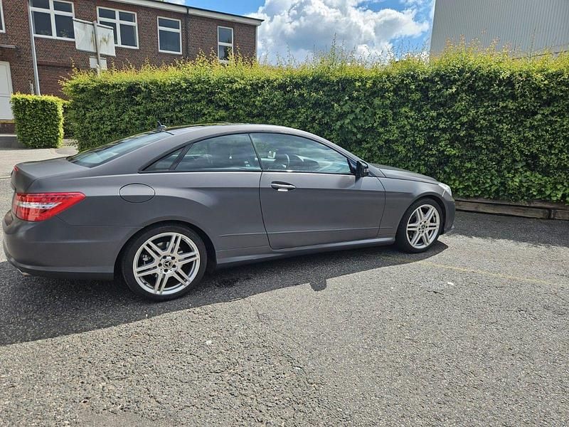 Second-hand Mercedes E350 231 CP (169 kW) 2010 Argintiu Coupe