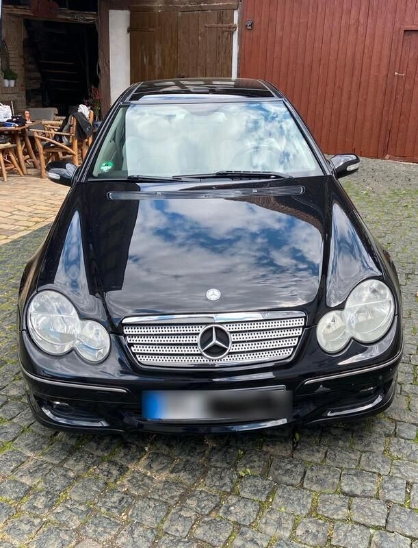 Schwarz Gebraucht 2005 Mercedes C200 Coupé | 2.100 € (Superpreis) - Bild 1/4