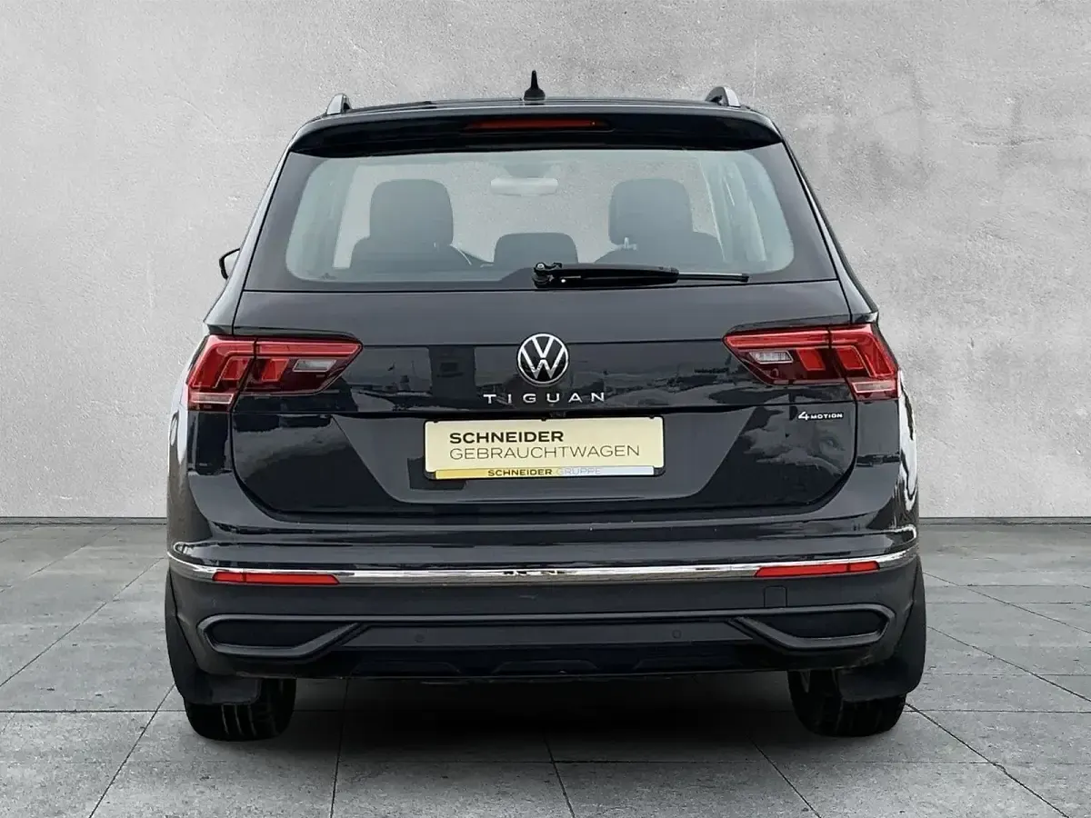 Gebraucht VW Tiguan Life 190 PS (139 kW) 2021 Grau SUV