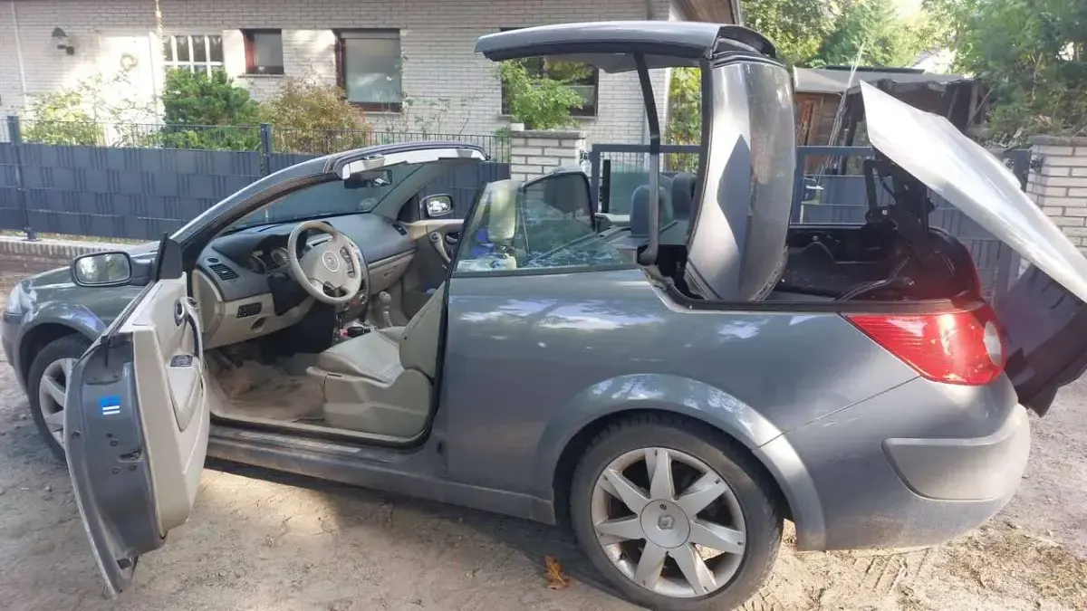 Gebraucht Renault Mégane Cabriolet Dynamique 163 PS (119 kW) 2006 Grau Cabrio