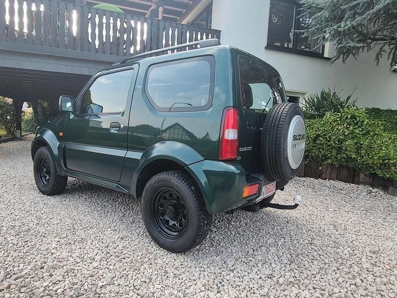 Grün Gebraucht 2007 Suzuki Jimny SUV | 5.699 € (Fairer Preis) - Bild 1/4