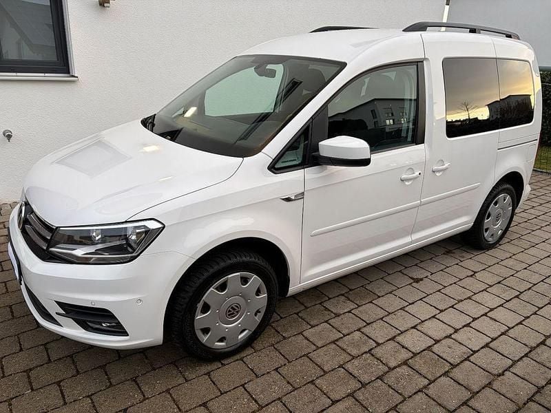 Gebraucht VW Caddy Comfortline 125 PS (91 kW) 2016 Weiß Van / Kleinbus