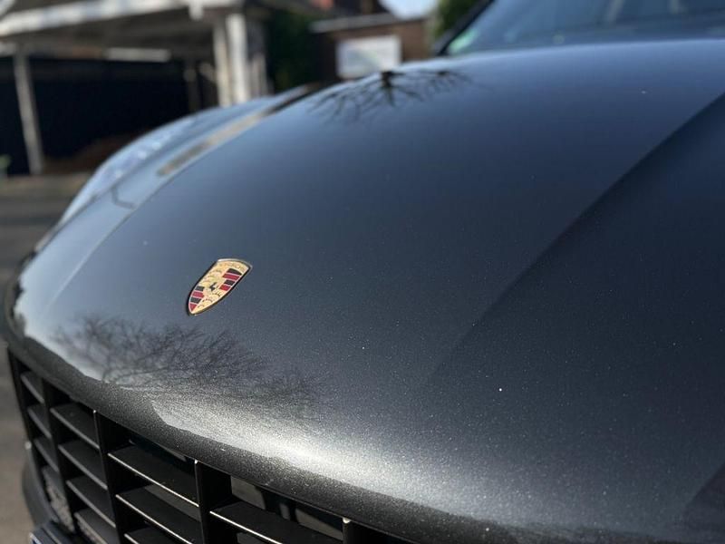 Gebraucht Porsche Macan 252 PS (185 kW) 2018 Grau SUV