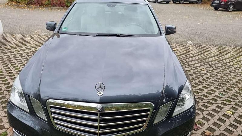 Gebraucht Mercedes 200 136 PS (100 kW) 2012 Limousine