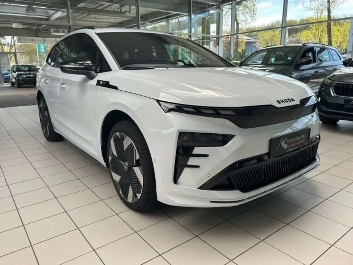 Neu Skoda Enyaq iV RS 250 kW (340 PS) 2026 Weiß SUV