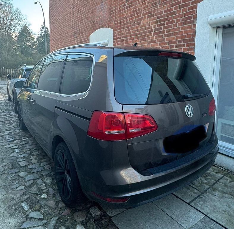 Gebraucht VW Sharan Highline 170 PS (125 kW) 2012 Braun Van / Kleinbus