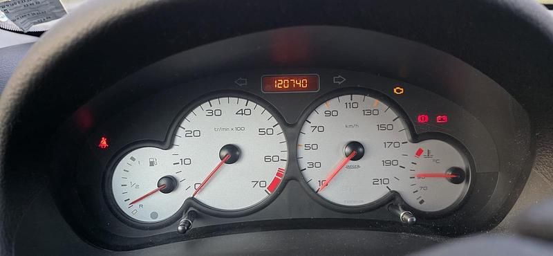 Gebraucht Peugeot 206 75 PS (55 kW) 2003 Blau Kleinwagen