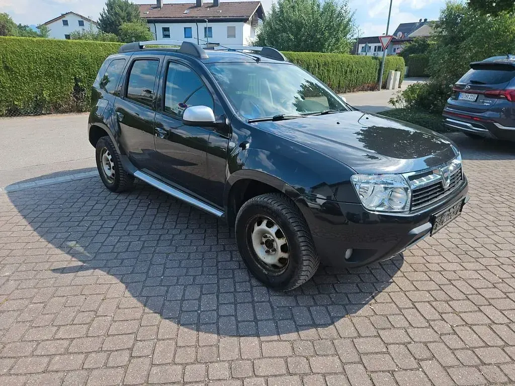 Gebraucht Dacia Duster Lauréate 105 PS (77 kW) 2011 Schwarz SUV