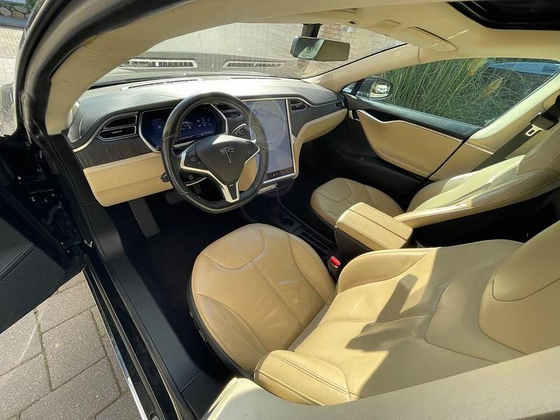 Schwarz Gebraucht 2013 Tesla Model S Kleinwagen | 24.500 € - Bild 1/4