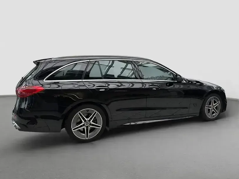 Gebraucht Mercedes C220 AMG 200 PS (147 kW) 2024 Unilack schwarz uni Kombi