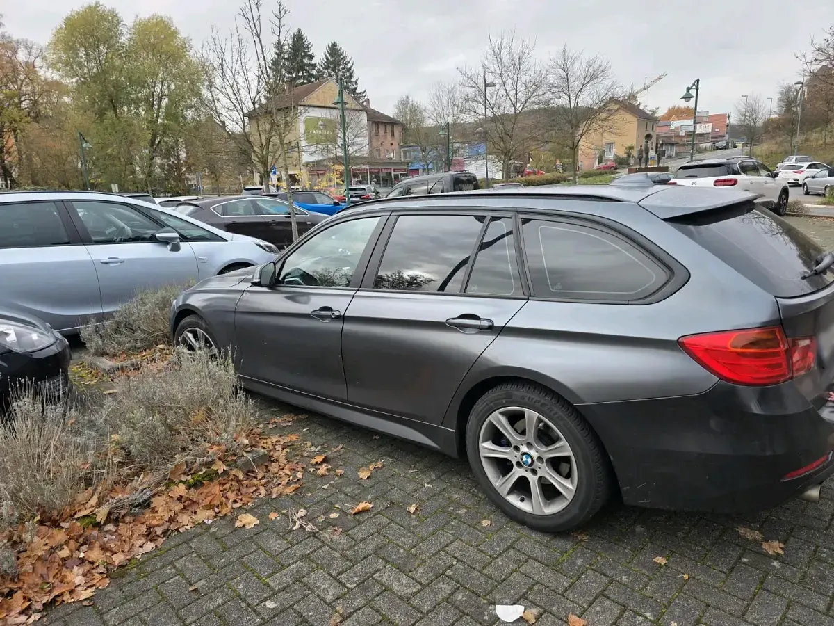Gebraucht BMW 316 116 PS (85 kW) 2014 Grau Kombi