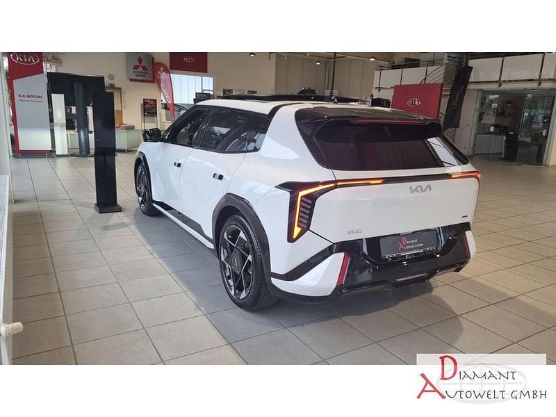 Gebraucht Kia EV4 Comfort 150 kW (204 PS) 2025 Weiß Kleinwagen