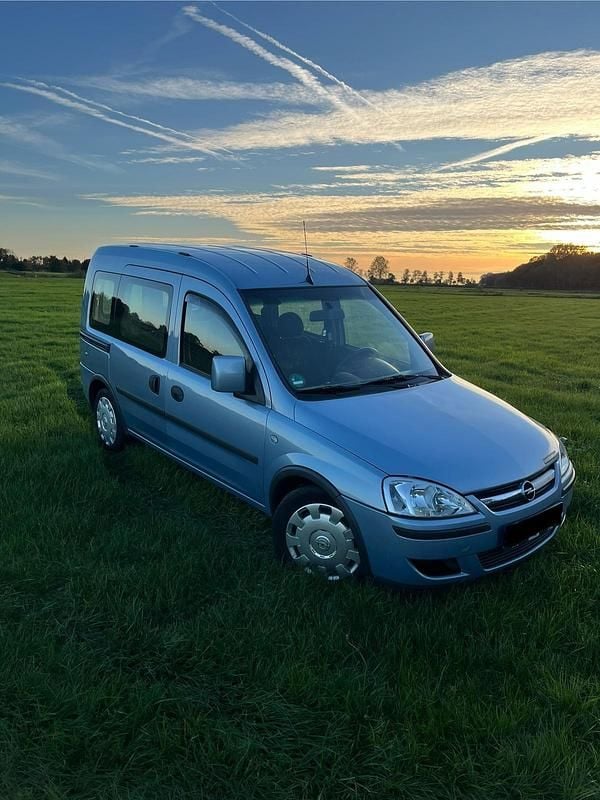 Gebraucht Opel Combo 75 PS (55 kW) 2009 Blau Van / Kleinbus