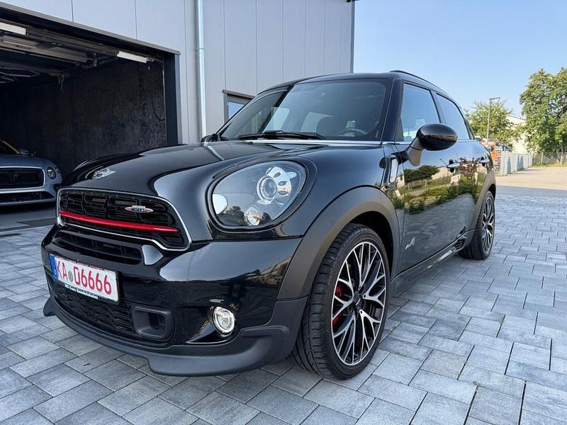 Schwarz Gebraucht 2015 Mini John Cooper Works Countryman SUV | 18.999 € (Fairer Preis) - Bild 1/4