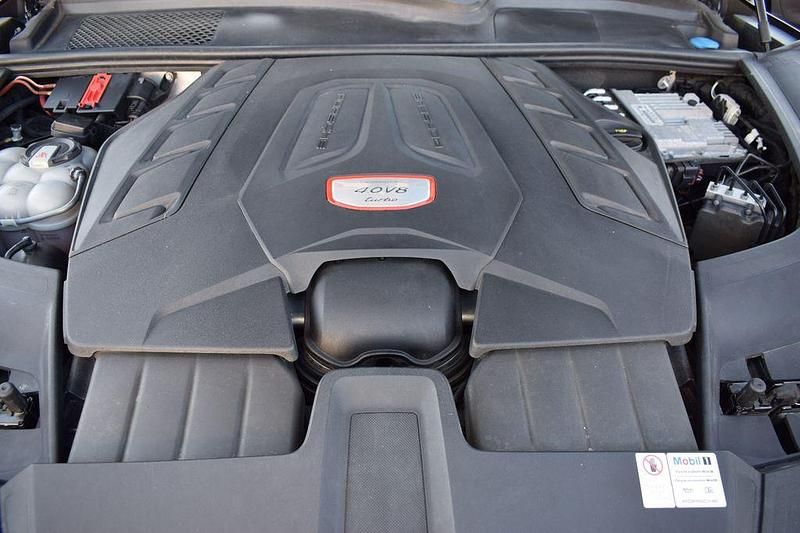 Gebraucht Porsche Cayenne Turbo 549 PS (403 kW) 2018 Schwarz SUV