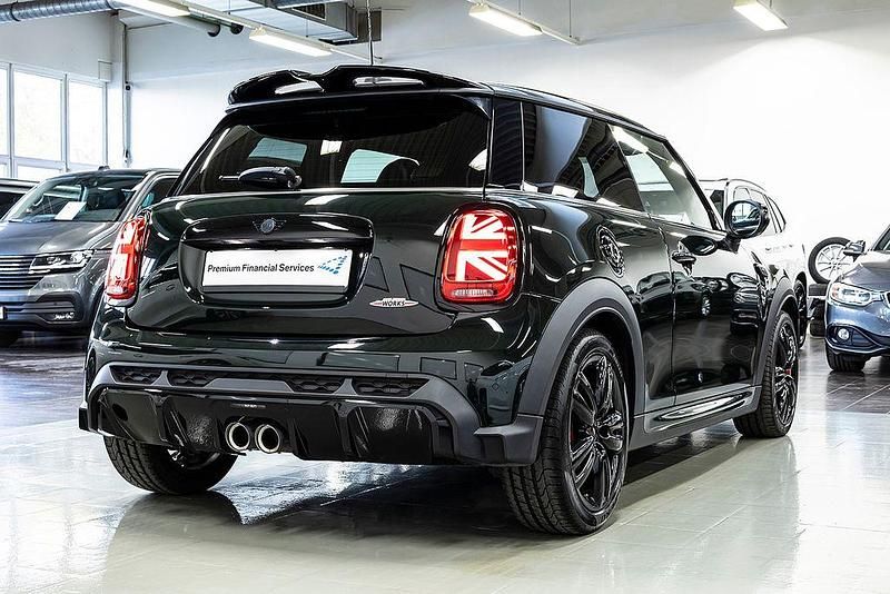 Gebraucht Mini John Cooper Works 231 PS (169 kW) 2022 Grün Kleinwagen