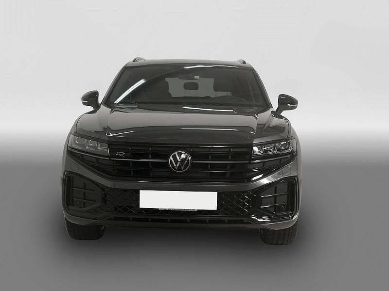 Usata VW Touareg Style 286 CV (210 kW) 2025 Grigio SUV