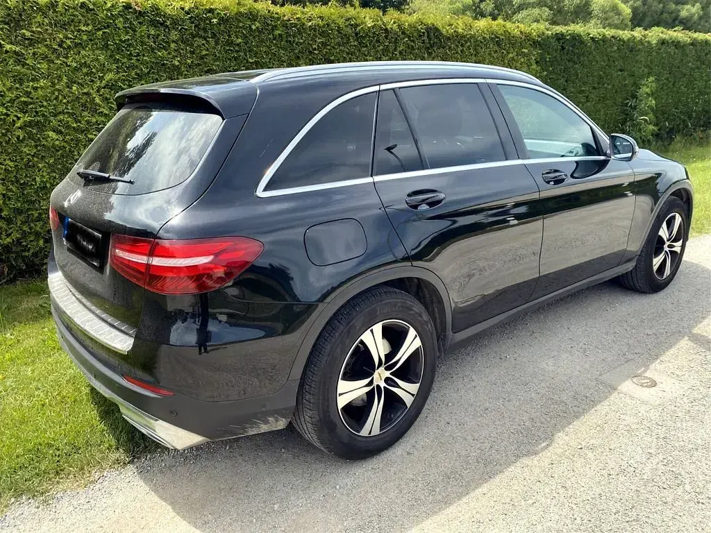 Gebraucht Mercedes GLC250 204 PS (150 kW) 2017 Schwarz SUV