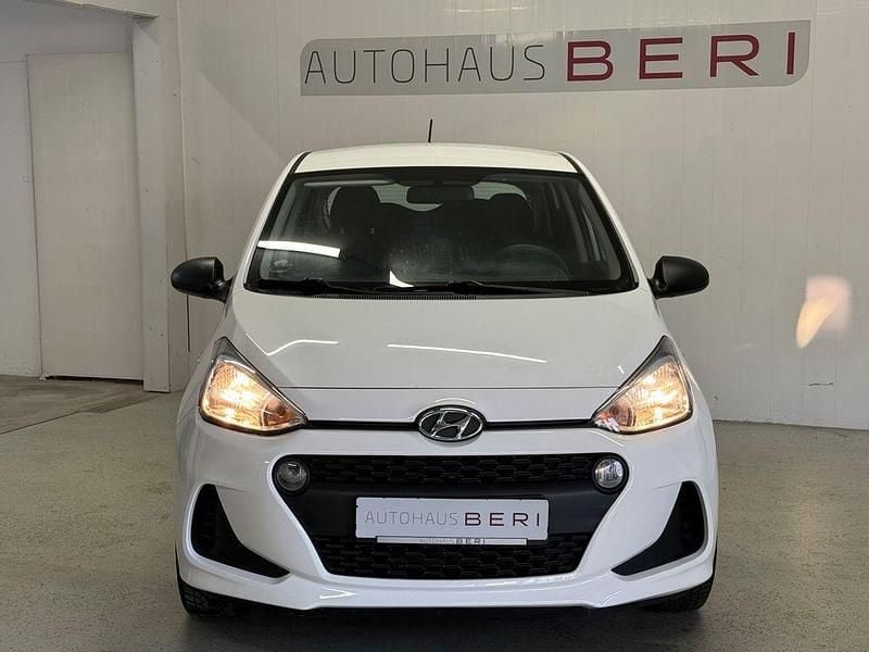 Gebraucht Hyundai i10 Select 67 PS (49 kW) 2019 Other Kleinwagen