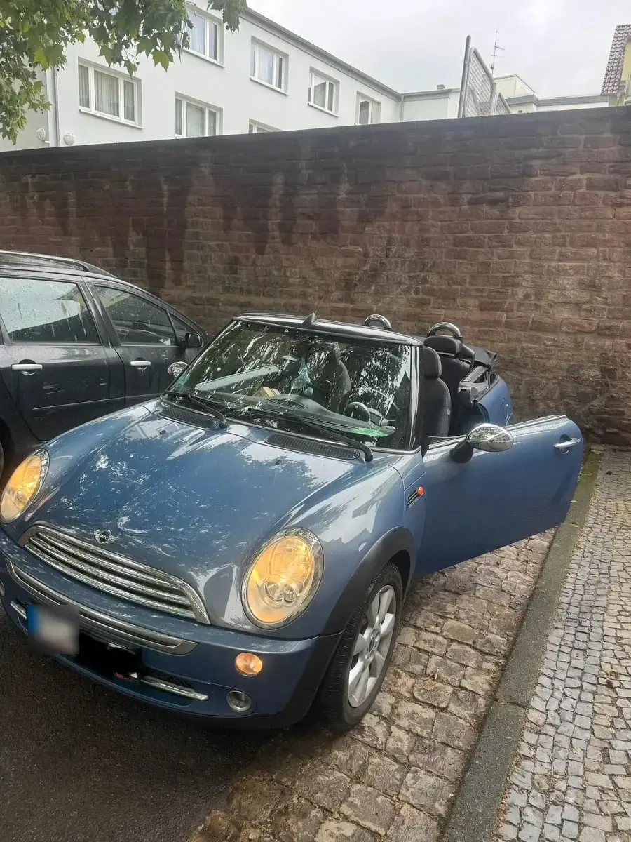 Used Mini Cooper Cabriolet 95 HP (69 kW) 2006 Blue Cabriolet