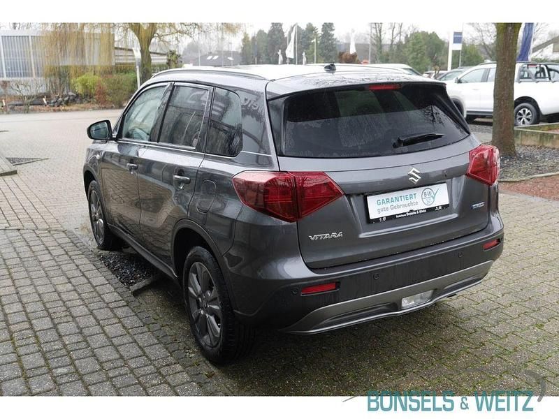 Neu Suzuki Vitara Comfort 129 PS (94 kW) 2026 Grau SUV