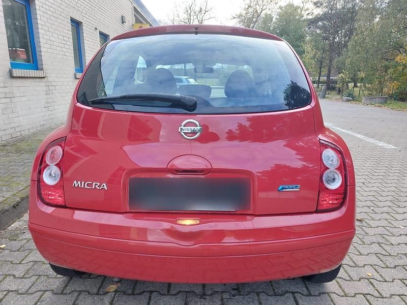 Gebraucht Nissan Micra 65 PS (47 kW) 2010 Rot Kleinwagen