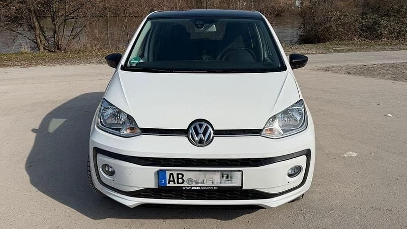 Gebraucht VW up! Sound 75 PS (55 kW) 2018 Weiß Kleinwagen
