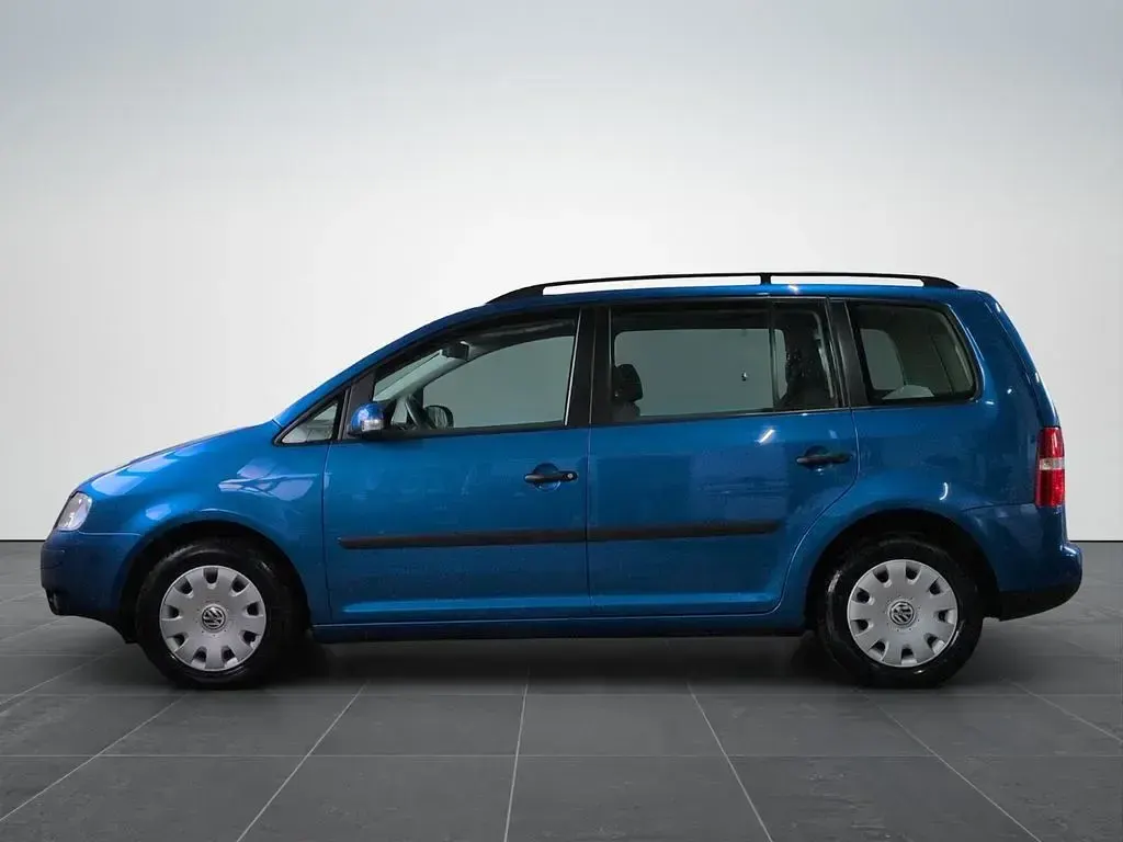 Gebraucht VW Touran 102 PS (75 kW) 2004 Blau Van / Kleinbus