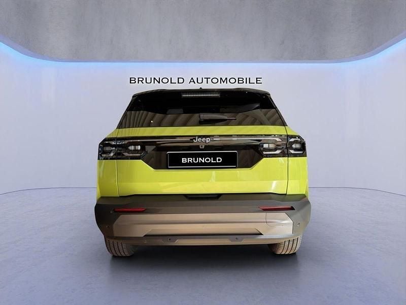 Neu Jeep Compass 145 PS (106 kW) 2026 Grün SUV